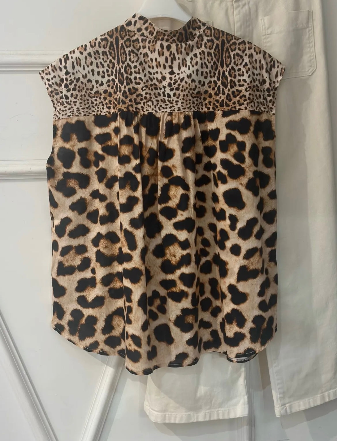 KortĂ€rmad blus Leo Palm đŽ 50% rabatt