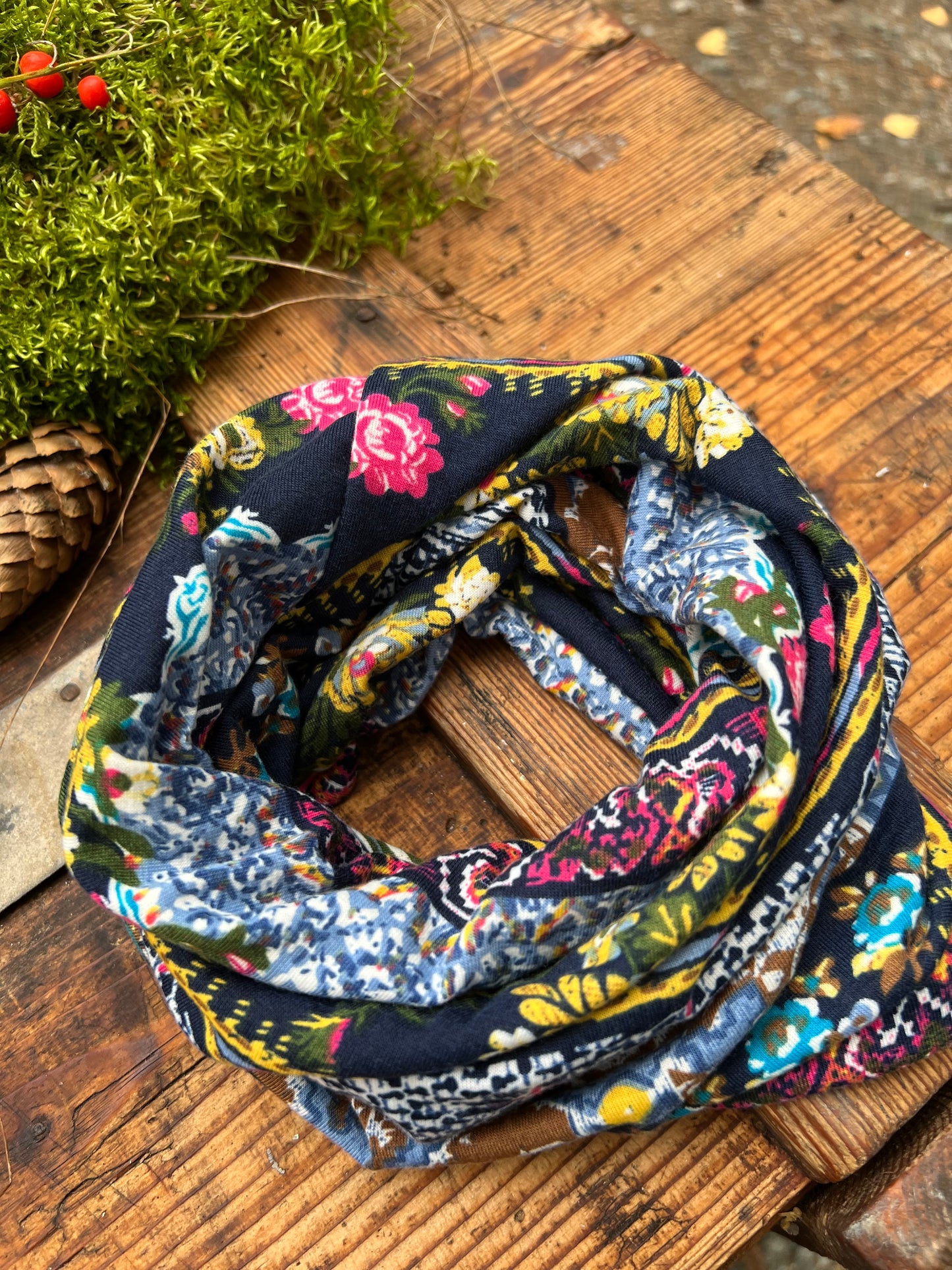 Mössa/Pannband/Scarf - Flower marin