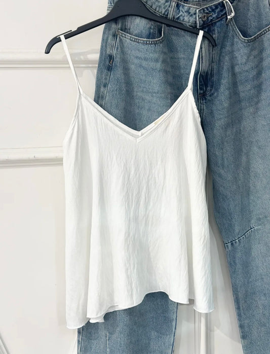 Linne Cecile Vit 🔴 50% rabatt