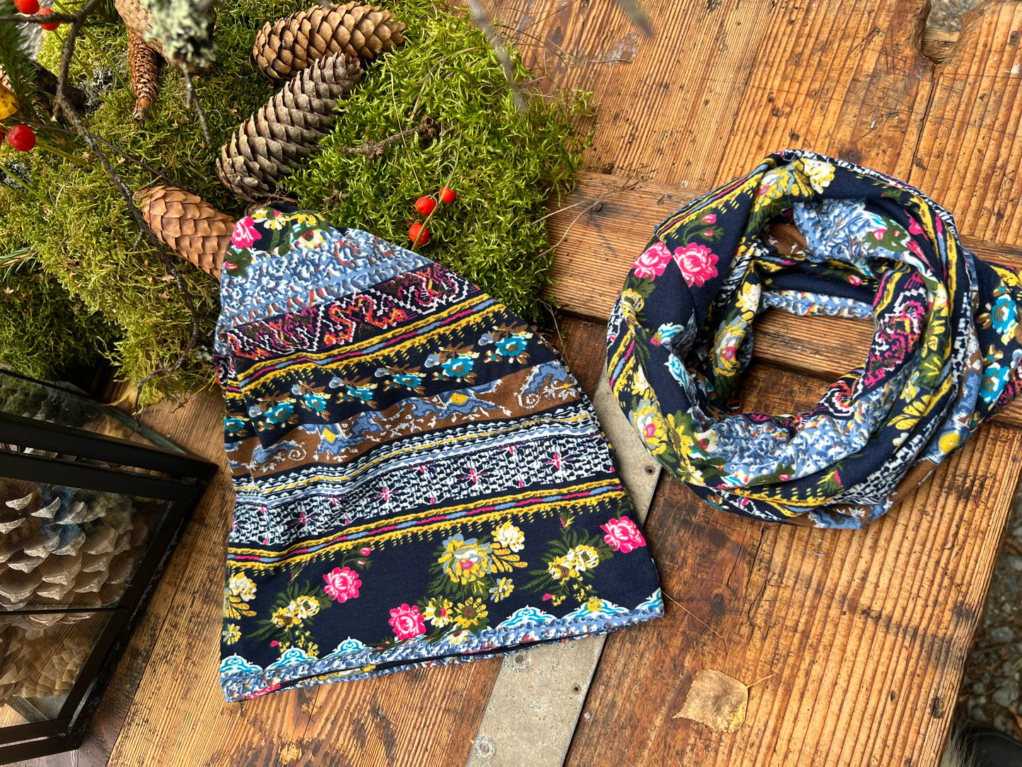 Mössa/Pannband/Scarf - Flower marin