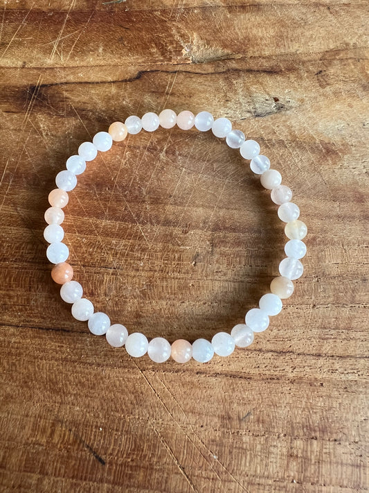 Månsten armband 4 mm