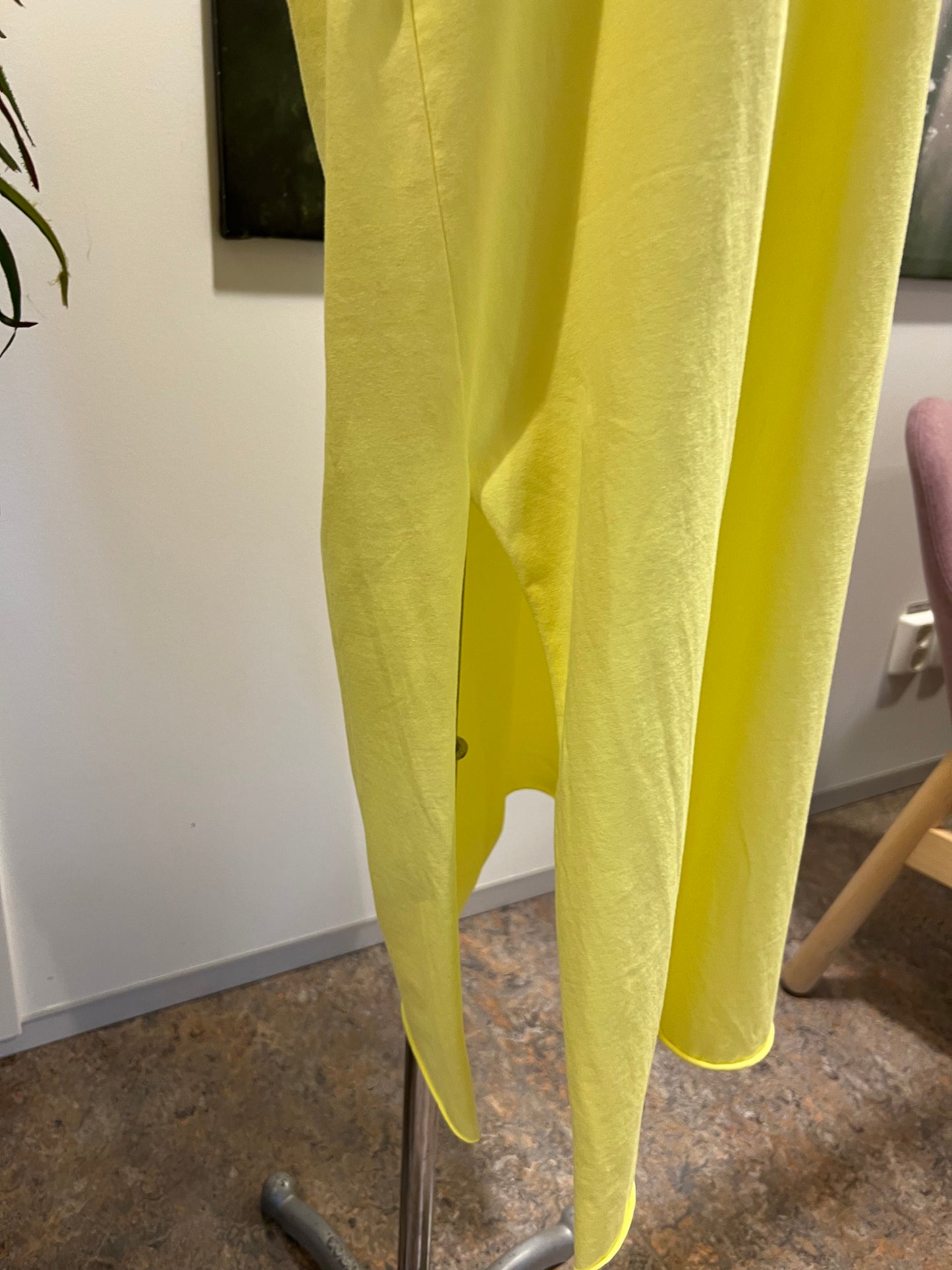 T-Shirt klĂ€nning-Gul đŽ 50% rabatt