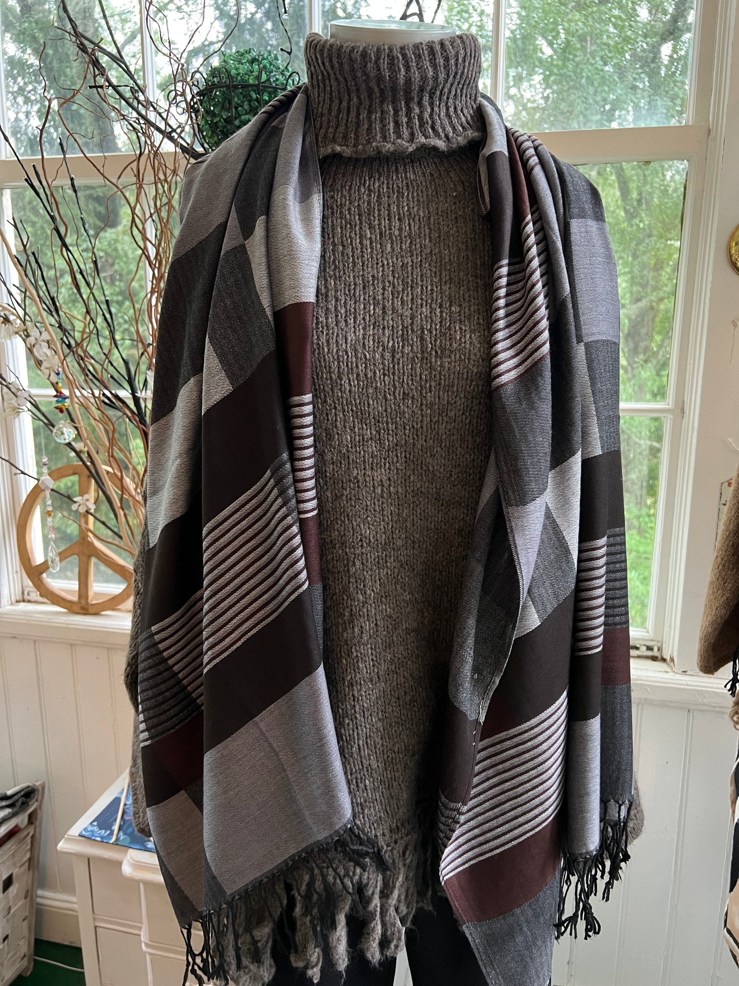 Pashmina sjal - GrĂ„, đ50% rabatt kampanjpris
