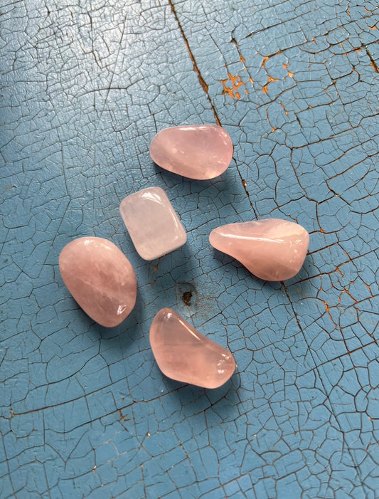 Rosenkvarts ca 1,5-2 cm